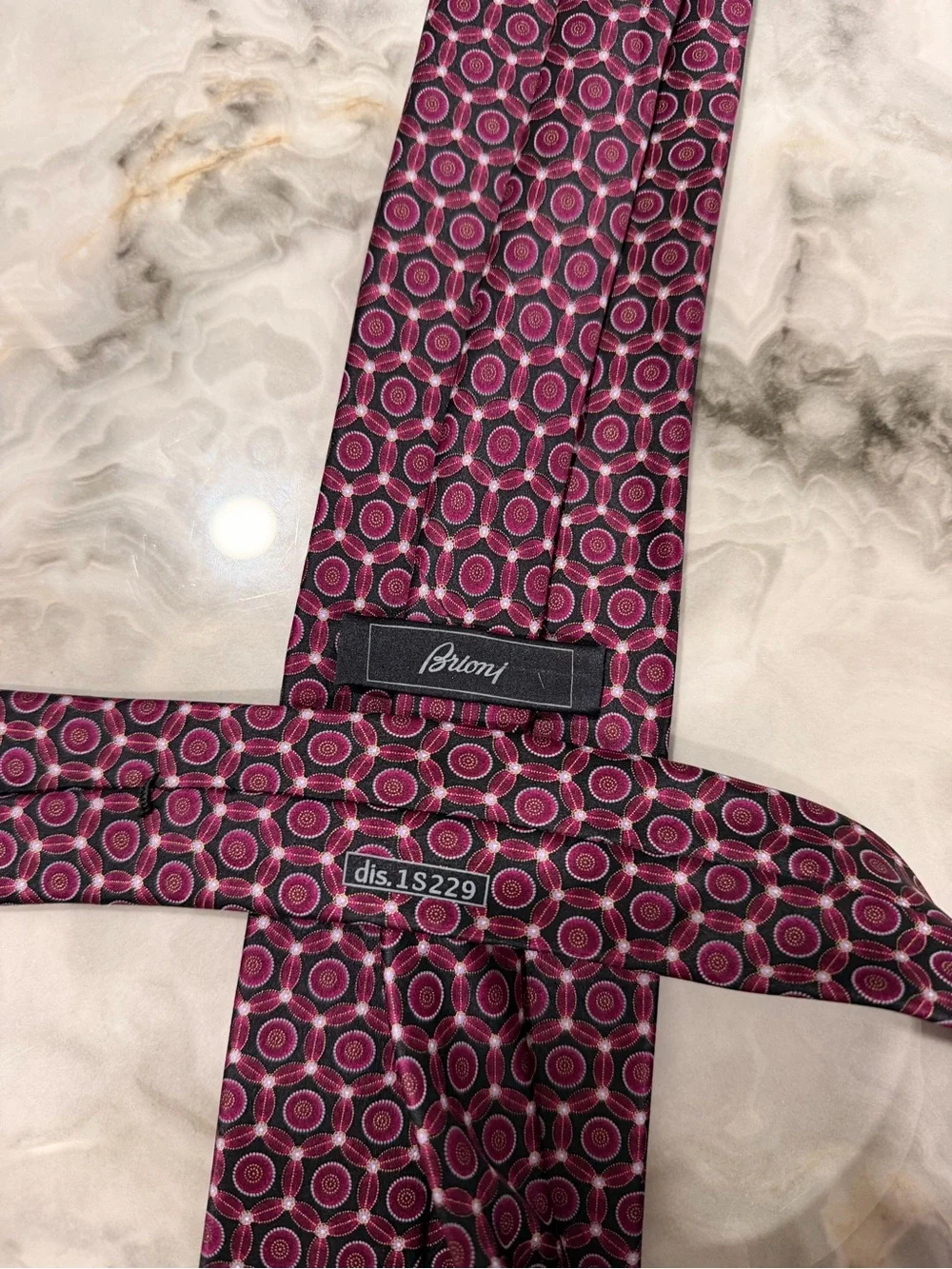 BRIONI Red and Black Color Tie. 100% silk